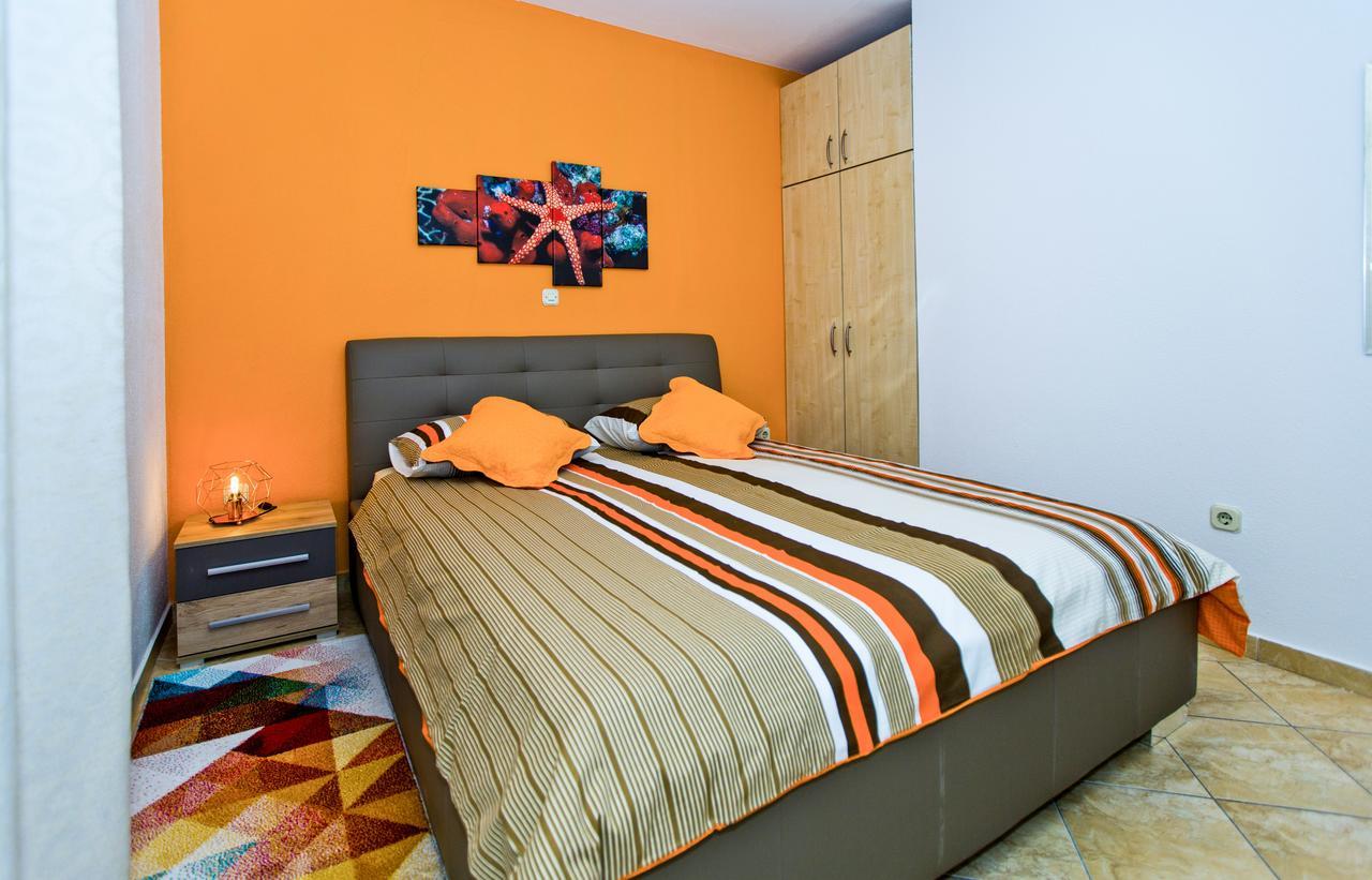 Apartments And Rooms Art Deco Pape Hvar Town Exterior foto